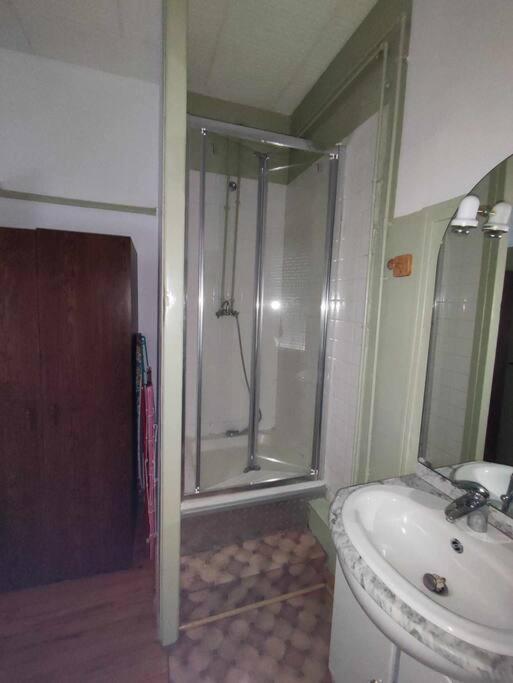 Le Nid Douillet Boheme Linge Fourni Apartamento La Bourboule Exterior foto